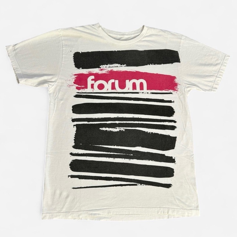 Vintage Mens Forum Pink and Black Graphic Tee